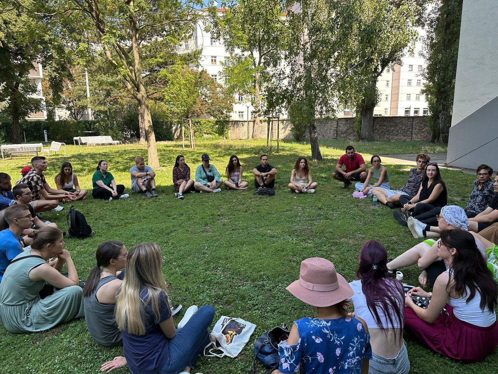 Eine Outdoor-Education-Einheit in einem Park