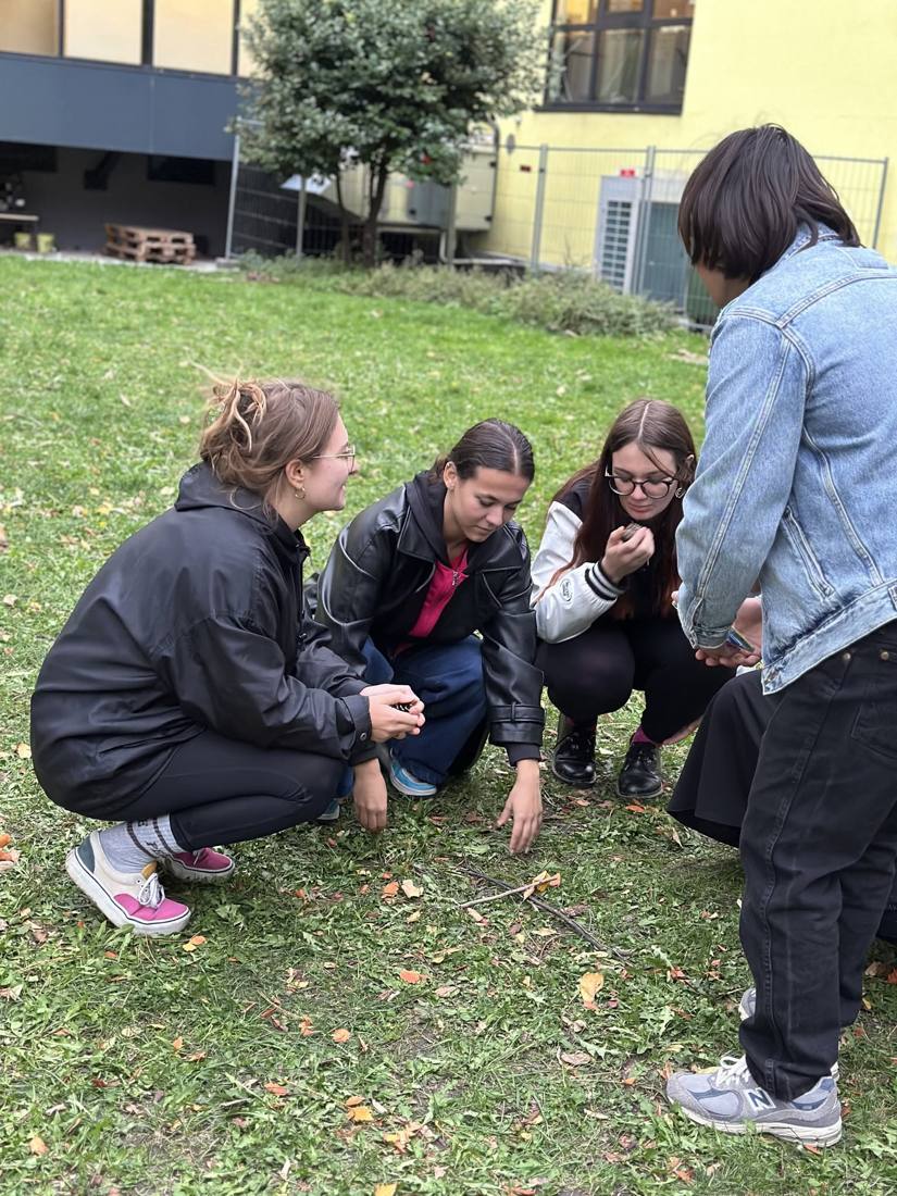 Photo 9 from the training course Revitalizing Ecosystems Through Experientialisation
